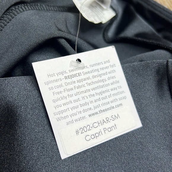 ONZIE Grey Shimmer Capri Pant Legging S/M - Picture 9 of 9